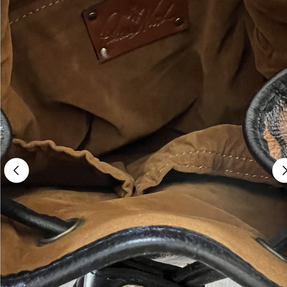 Patricia Nash Drawstring Bucket Crossbody - Picture 12 of 16